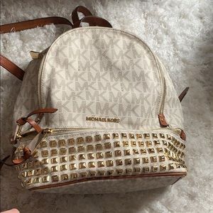 Pristine, Authentic Michael Kors backpack 🎒